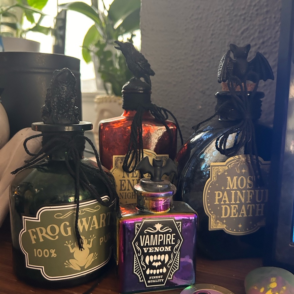 Decorative Potion Bottles Set